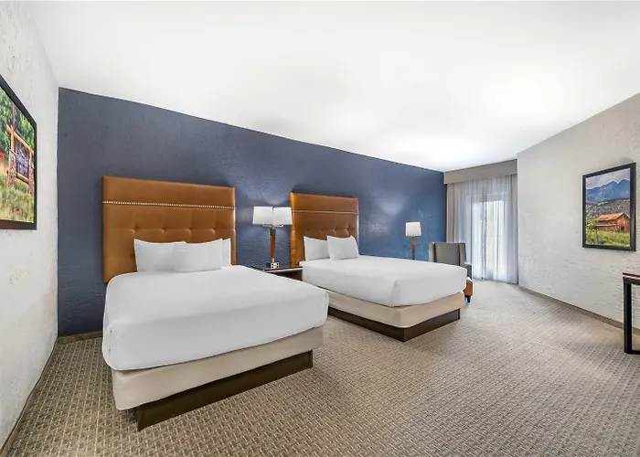 Hotel Drury Plaza