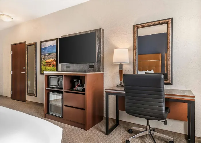 Drury Plaza Hotel Flagstaff